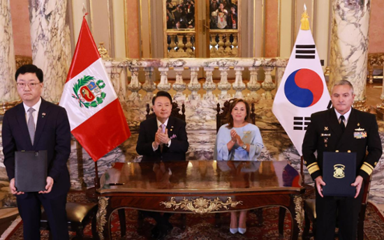 HD Hyundai to develop submarine with Peruvian shipyard