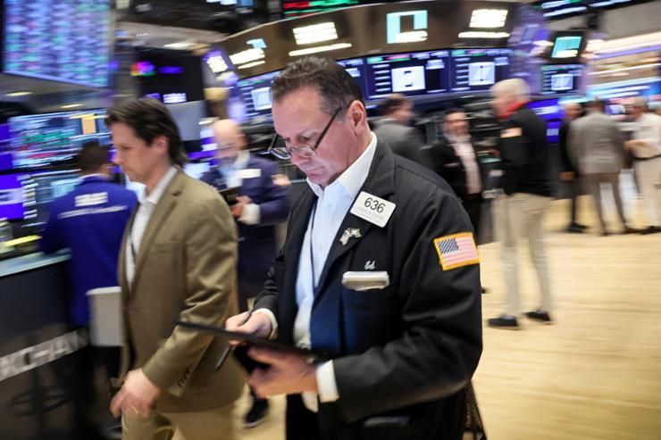 US futures gain steam after Wall Street's slide; rate-cut jitters loom - Vimarsana News