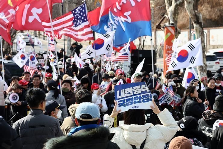 Acting president vows 'zero tolerance' for any violence amid imminent ruling on Yoon's impeachment