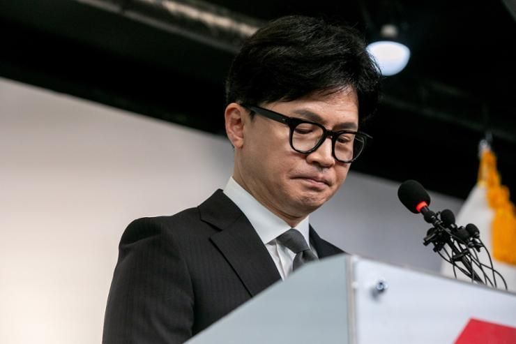 Korea's ex-People Power Party leader Han Dong-hoon distances himself from President Yoon Suk Yeol after election defeat - Vimarsana News