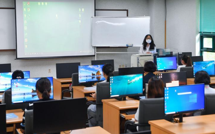 Seoul publishes latest edition of financial handbook for North Korean defectors - Vimarsana News