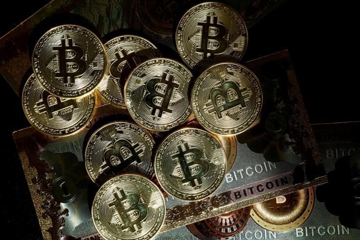 Bitcoin leaps to record high as traders lean towards Trump victory