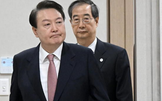 Yoon's defense team files injunction against detention warrant for impeached president