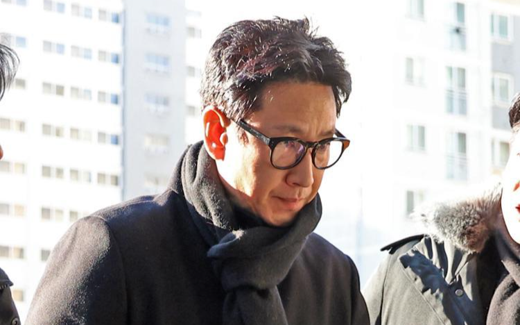 Police rejected late actor Lee's request for low-key appearance for questioning - Vimarsana News