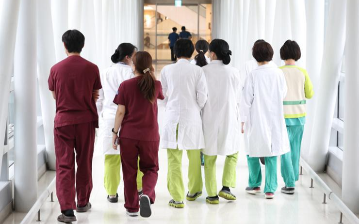 Fatigued medical professors in Korea poised to reduce working hours - Vimarsana News
