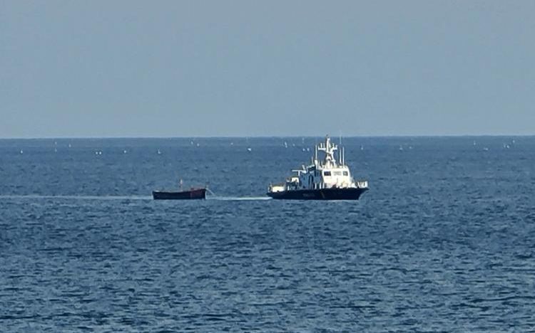 S. Korean patrol ship spots N.K. vessel stranded near eastern maritime border: JCS - Vimarsana News