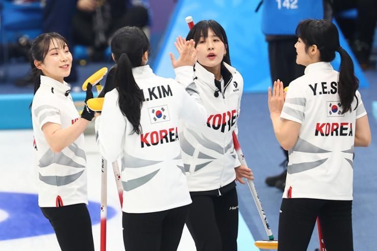 Korea captures women's curling title for final gold at Winter Asiad