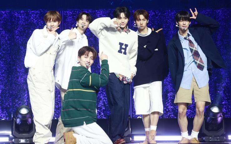 TWS kicks off K-pop journey following in Seventeen's footsteps - Vimarsana News
