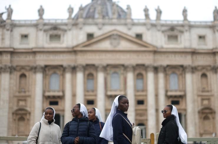 Pope Francis met at hospital with Vatican No. 2 over candidates for sainthood, sets consistory