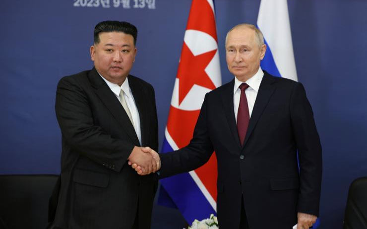 South Korea imposes sanctions on Russian vessels over North Korea's arms transfer and illegal worker dispatch - Vimarsana News
