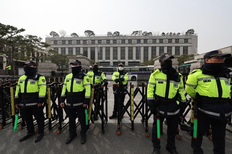 1 in 10 police officers to be deployed on day of Yoon's impeachment ruling