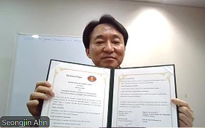Korea Times-Vietnam National University MOU