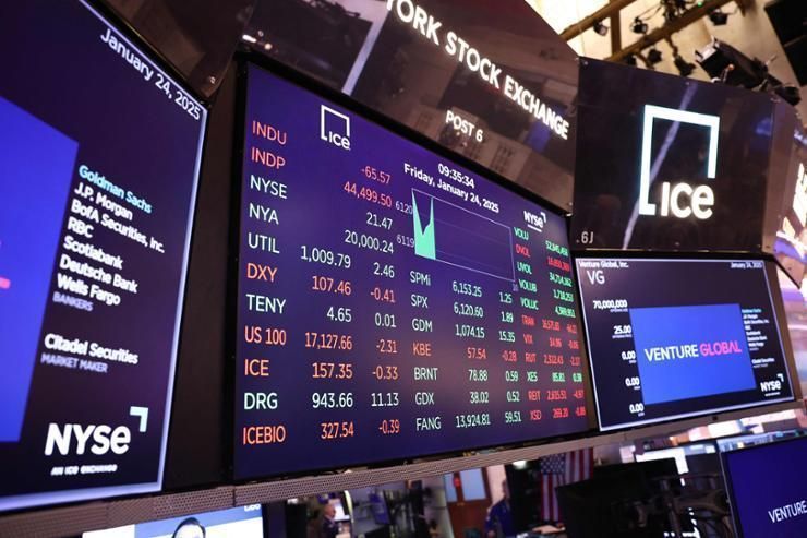 Korean investors bet big on US stocks, 'Trumponomics 2.0'