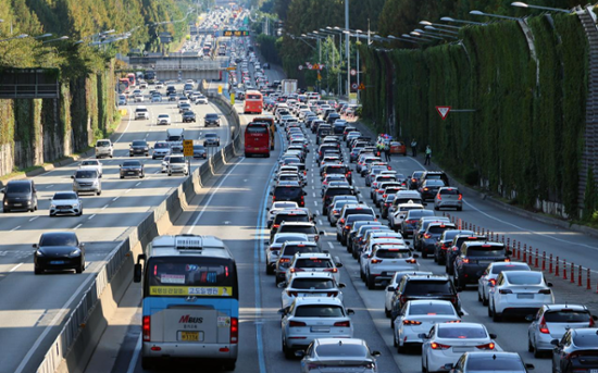 Diesel vehicle imports more than halved to lowest in 20 years