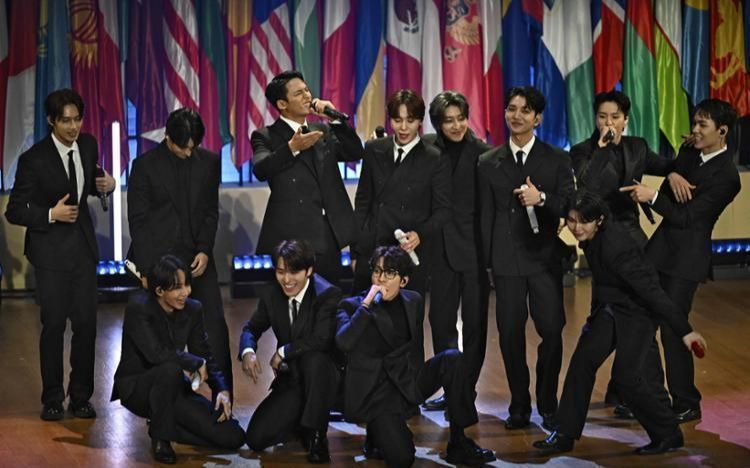 Seventeen delivers message of solidarity, hope to young people at UNESCO forum - Vimarsana News