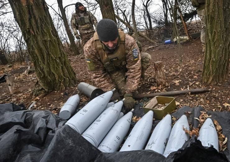 US unveils $988 mil. aid package for Ukraine including rockets, drones