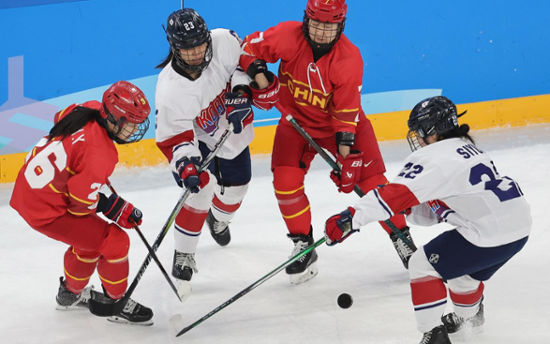 S. Korea falls to China to start women's hockey final round at Winter Asiad