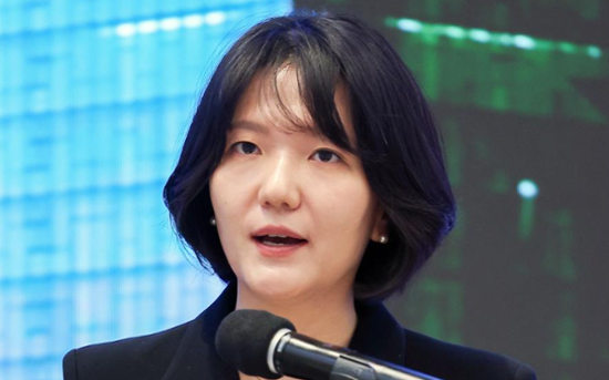 Naver challenges Coupang with new AI-aided shopping app
