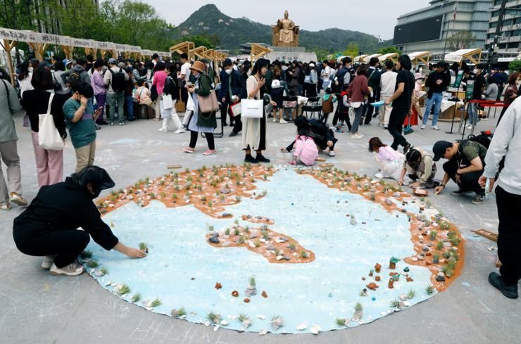 Earth Day celebration to kick off at Gwanghwamun Square on Saturday - Vimarsana News
