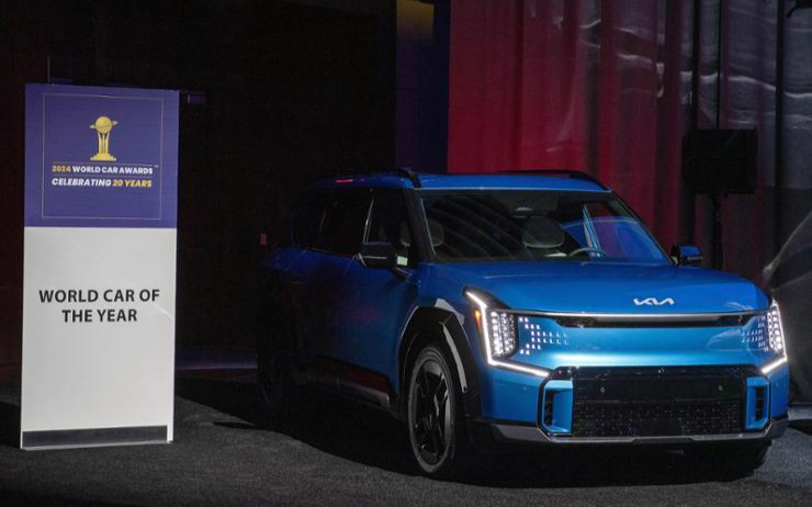 Hyundai Motor Group sweeps global EV awards - Vimarsana News