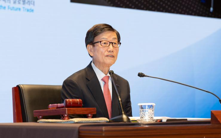 Ex-bureaucrat takes office as head of Korea's largest trade association - Vimarsana News