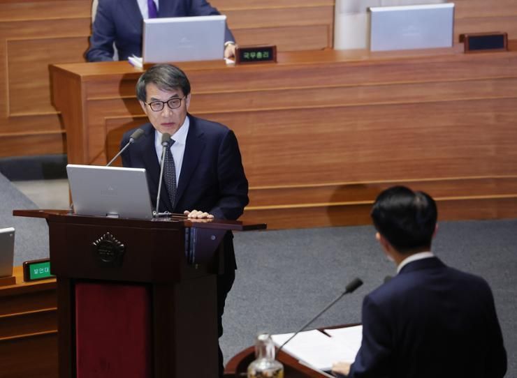 Election commission chief slams Yoon's voter fraud claims