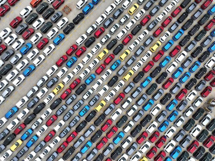 Trump says he will introduce 25% tariffs on autos, pharmaceuticals and chips