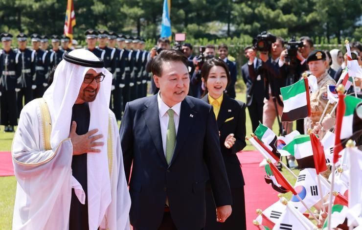 South Korea, UAE sign free trade pact during summit between Presidents Yoon, Mohamed - Vimarsana News