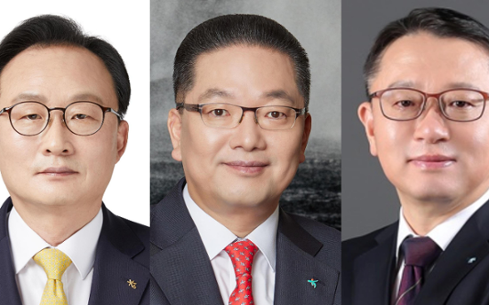 Banks turn to proven sales veterans amid challenging outlook