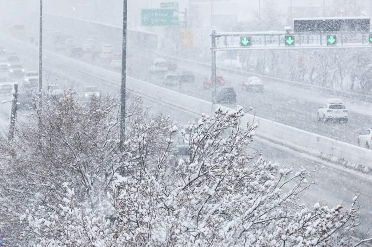 Heavy snow blankets Korea on Lunar New Year holiday