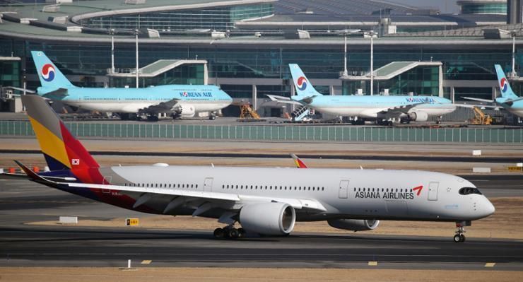 Asiana flight from Philippines delayed over 15 hours after pilot loses passport