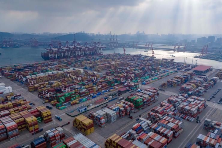 China hits back with tariffs on US goods after Trump imposes new levies