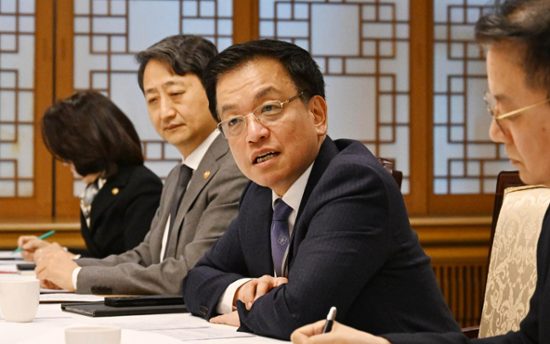 Gov't to bolster global KTB sales amid extra budget-triggered yield hike concerns