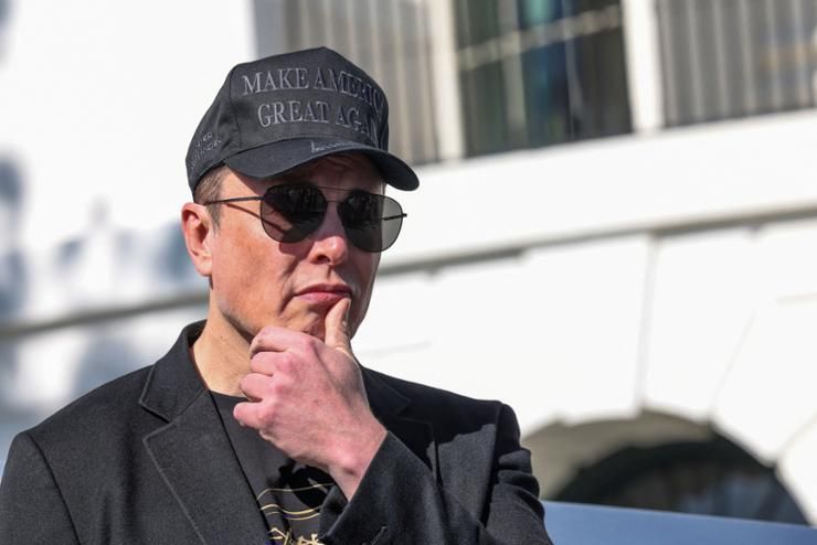 Musk launches appeal to restore $56 bil. Tesla payday
