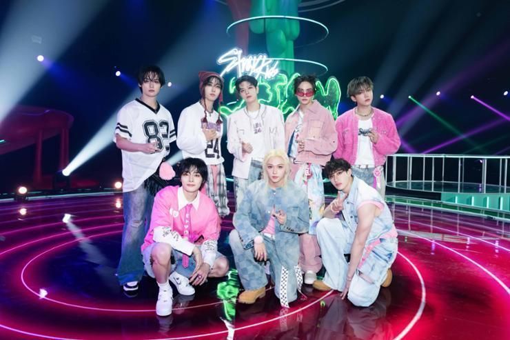 Stray Kids scores 6th Billboard 200 No. 1